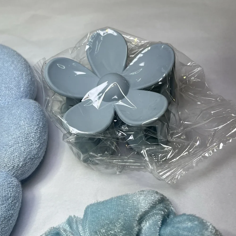6 Pack Spa Headband Makeup, Face Wash, Skincare Hair Accessories‎ Blue Clip NWT